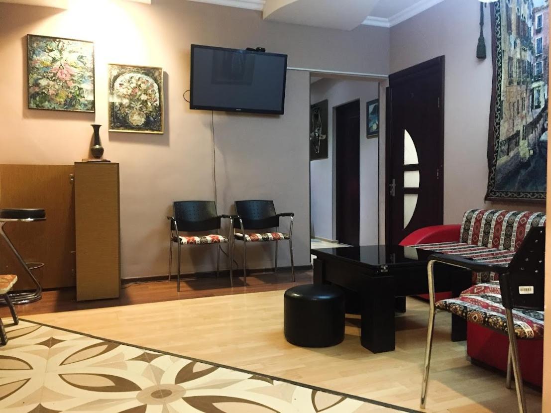 Отель The Sindh House - Indus Aroma Restaurant Тбилиси Экстерьер фото